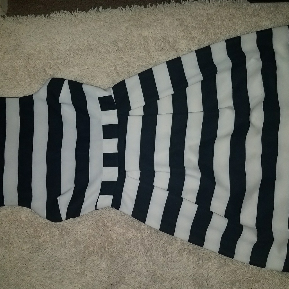 Juniors dress